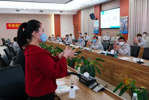 寶安西鄉“四線合一”志愿模式 動員社會力量，筑牢抗疫心理防線